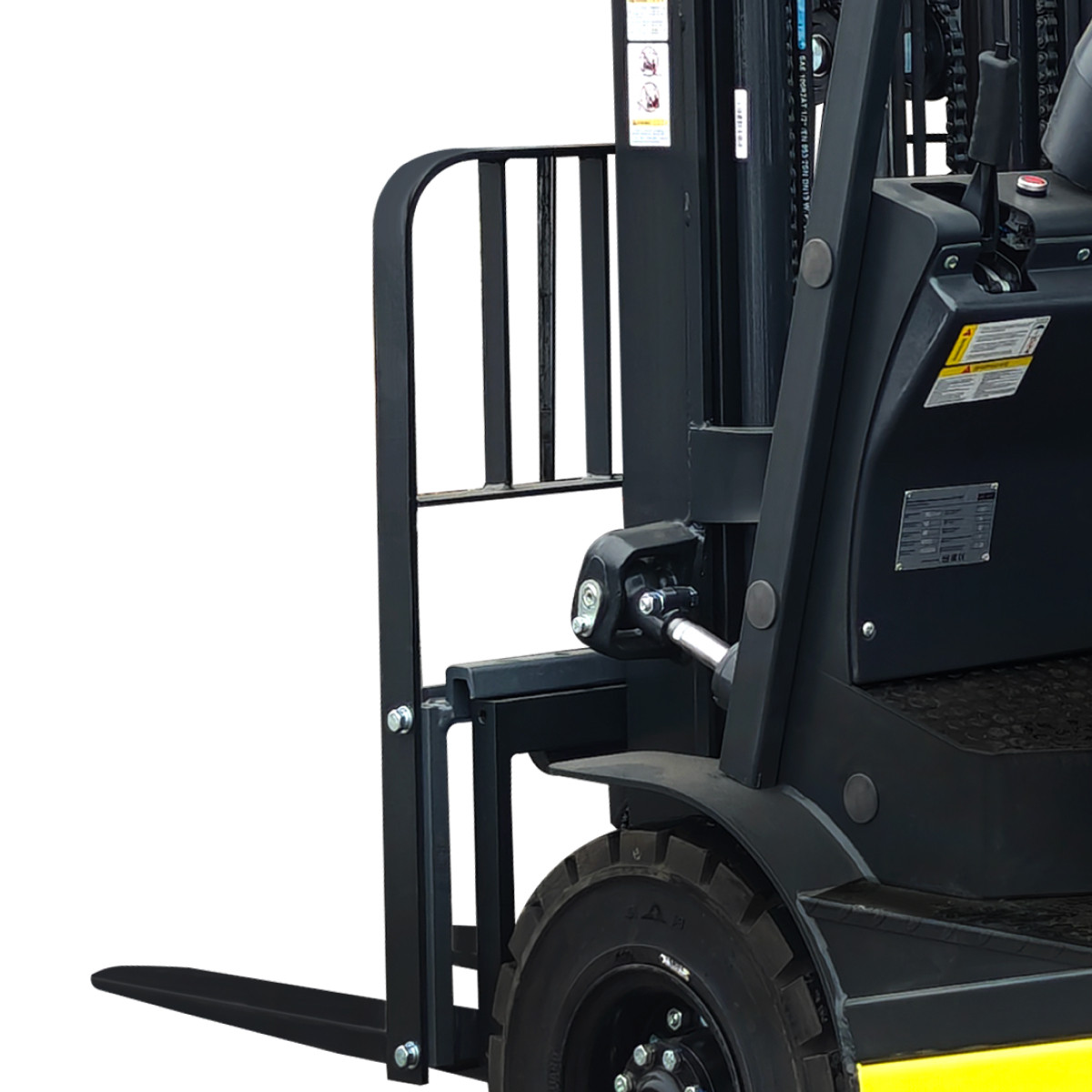 3 - Электрический погрузчик YETT ERP18-M300-3W