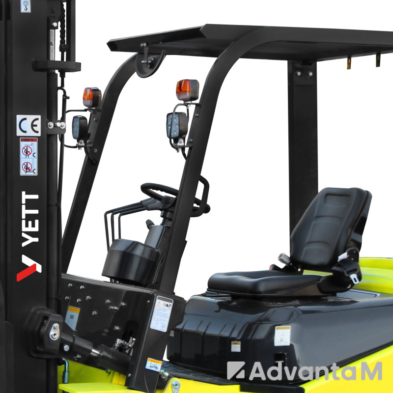 4 - Дизельный погрузчик с японским двигателем YETT DRP35-M1K2C-M300-3W