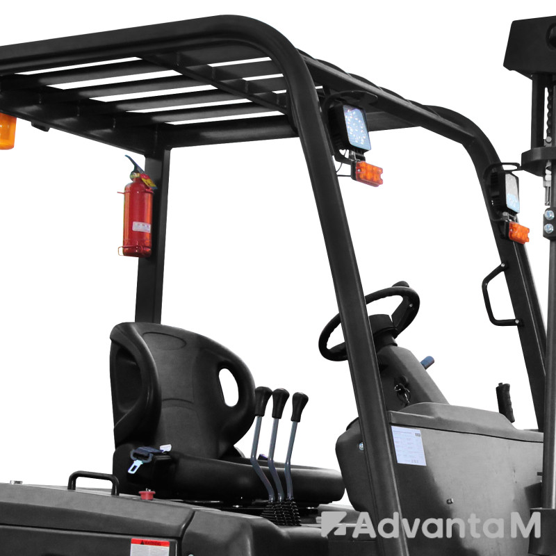 5 - Электрический погрузчик YETT ERP25-M300-3W